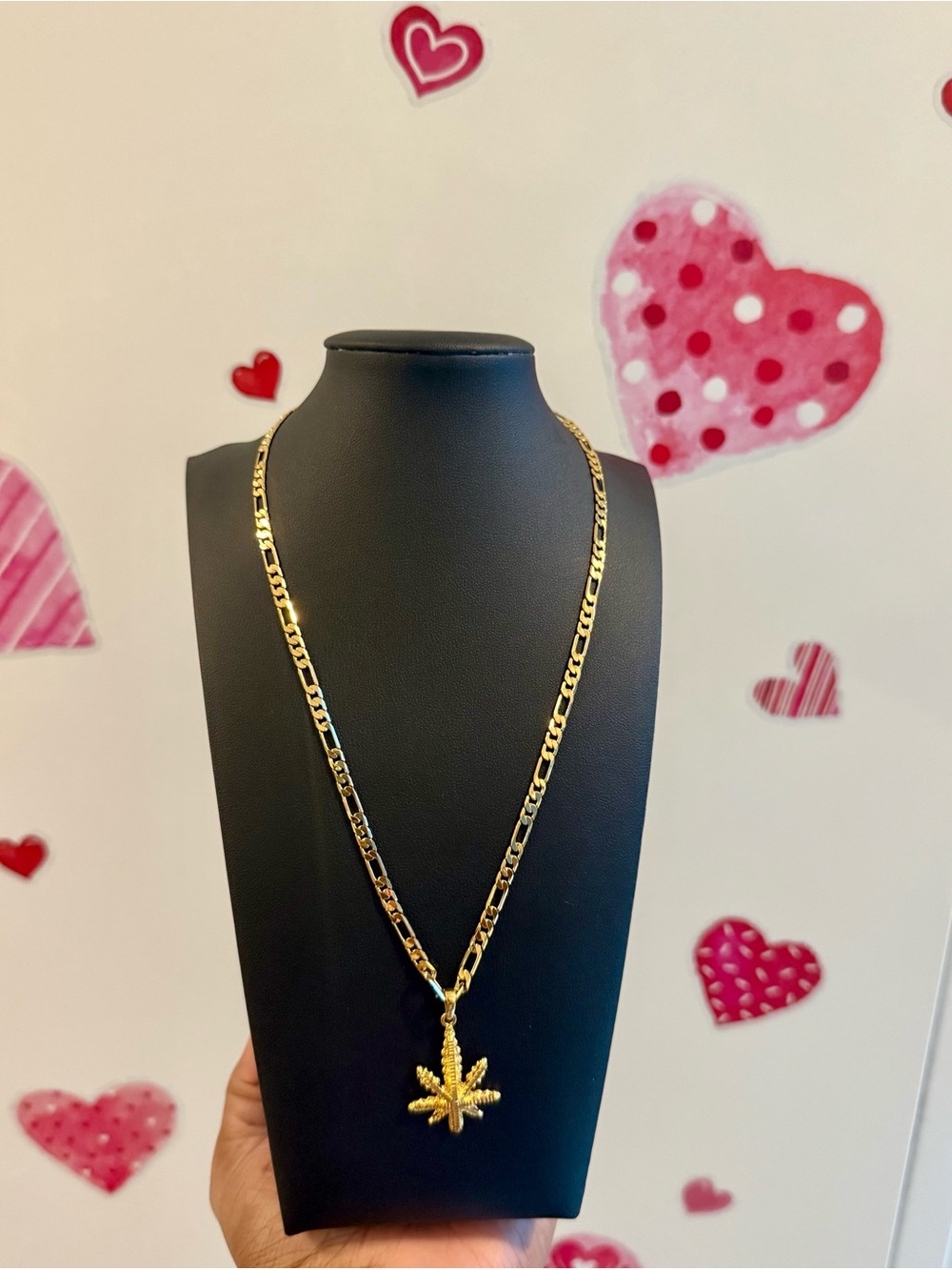 Gold-Tone Leaf Pendant Chain Necklace - Men's Fashion Accessory